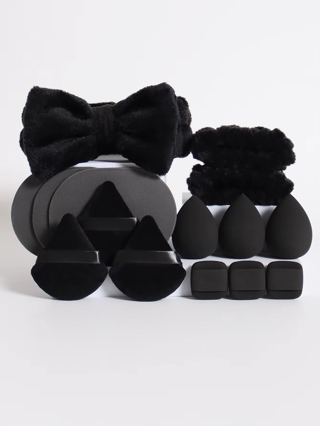 15Pcs Multi-Colored Fluffy Headband and Makeup Sponge Set-Sweet Style, Perfect Beauty Assistant