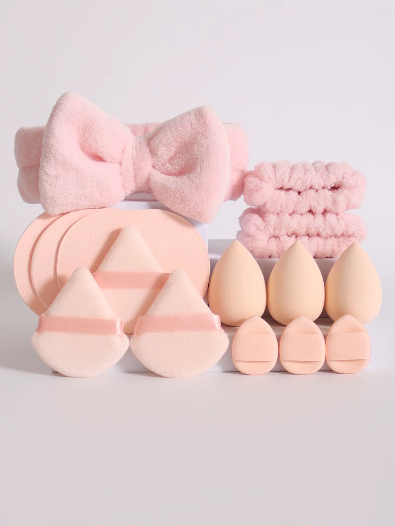 15Pcs Multi-Colored Fluffy Headband and Makeup Sponge Set-Sweet Style, Perfect Beauty Assistant
