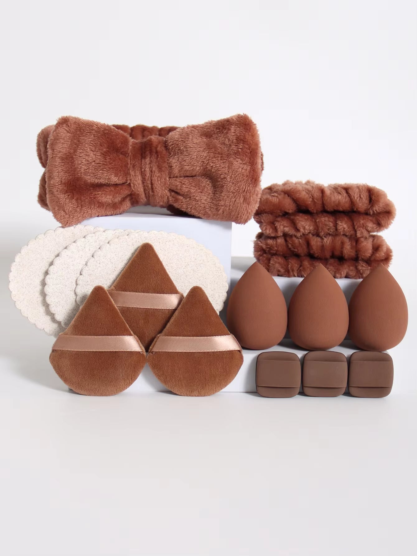 15Pcs Multi-Colored Fluffy Headband and Makeup Sponge Set-Sweet Style, Perfect Beauty Assistant